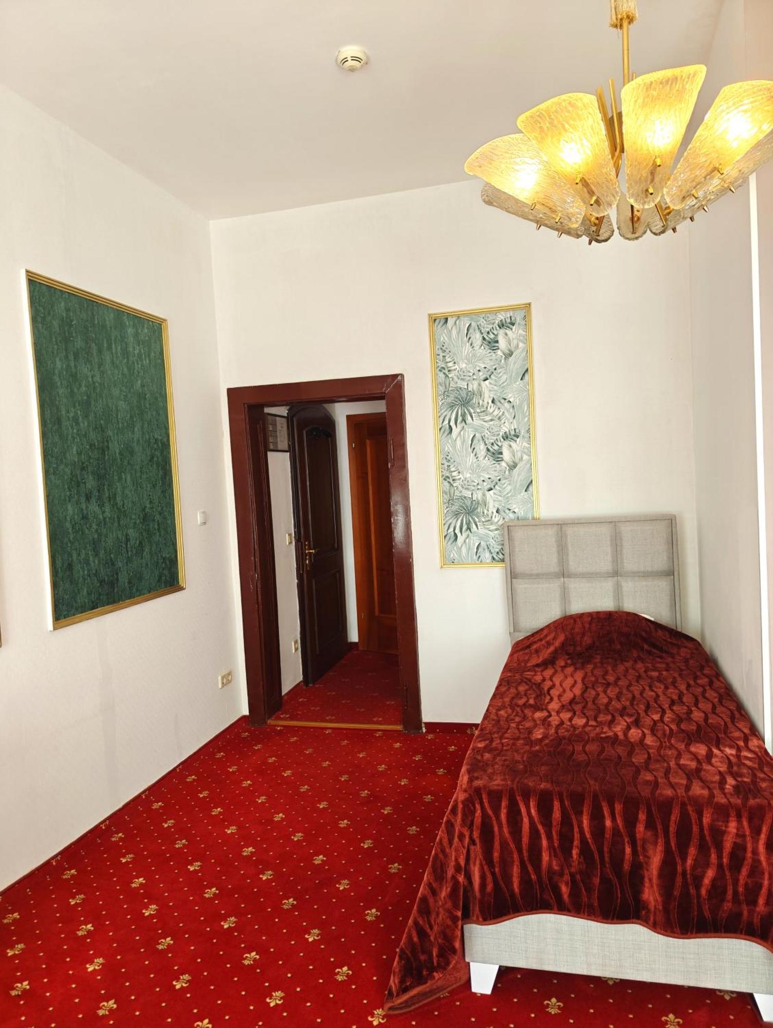 Hotel Viktoria فيينا المظهر الخارجي الصورة