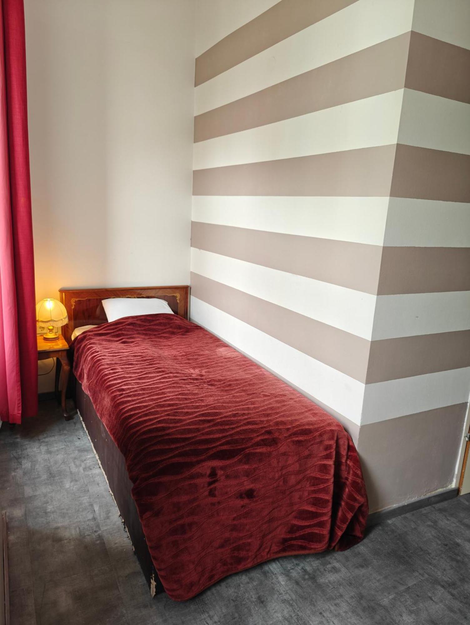 Hotel Viktoria فيينا المظهر الخارجي الصورة